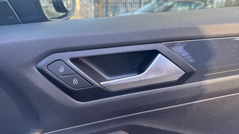 Volkswagen T-Roc 1.5 TSI EVO R-Line 5dr Petrol Hatchback